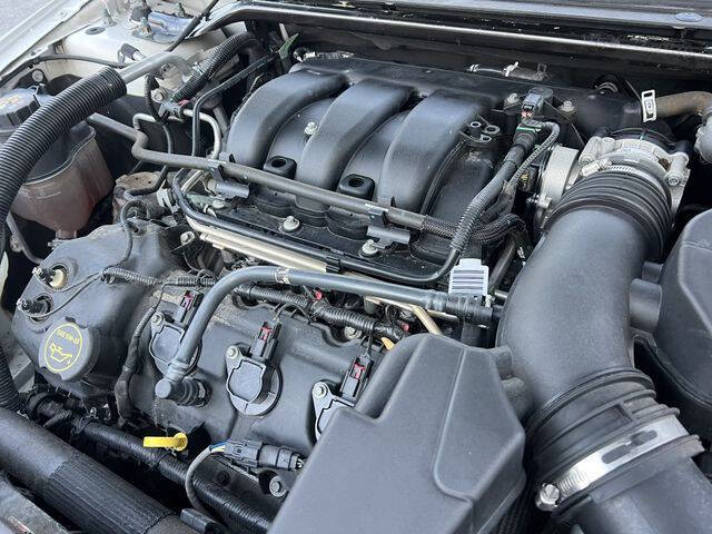 2016 Ford Taurus SEL