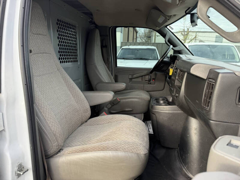 2020 Chevrolet Express 2500