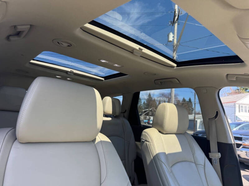 2019 Buick Enclave Essence