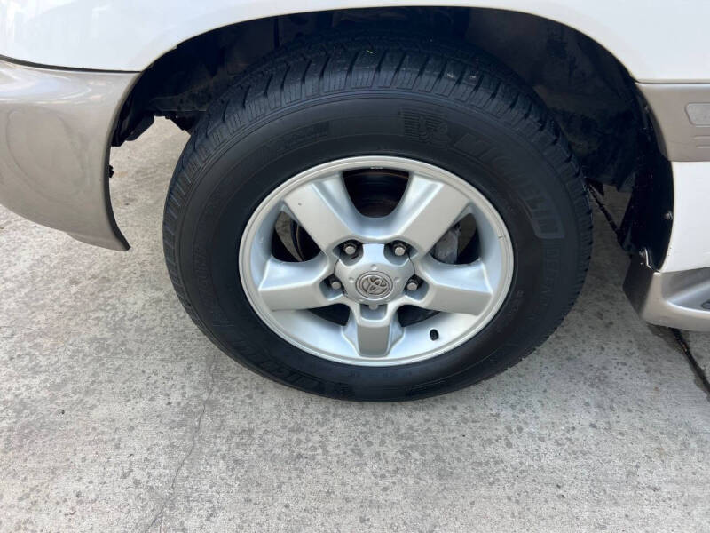 2005 Toyota Land Cruiser