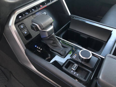 2024 Toyota Sequoia Platinum