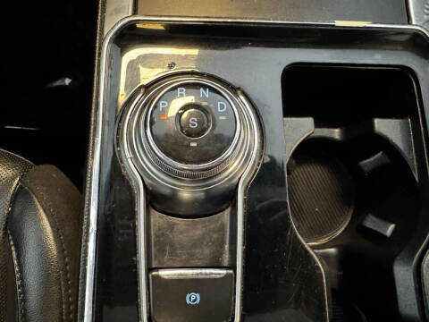 2019 Ford Edge Titanium