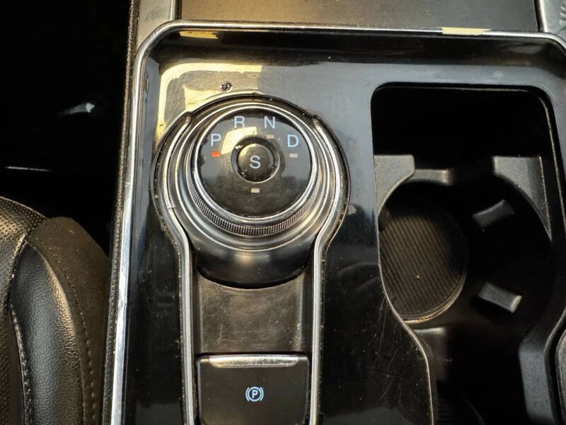 2019 Ford Edge Titanium