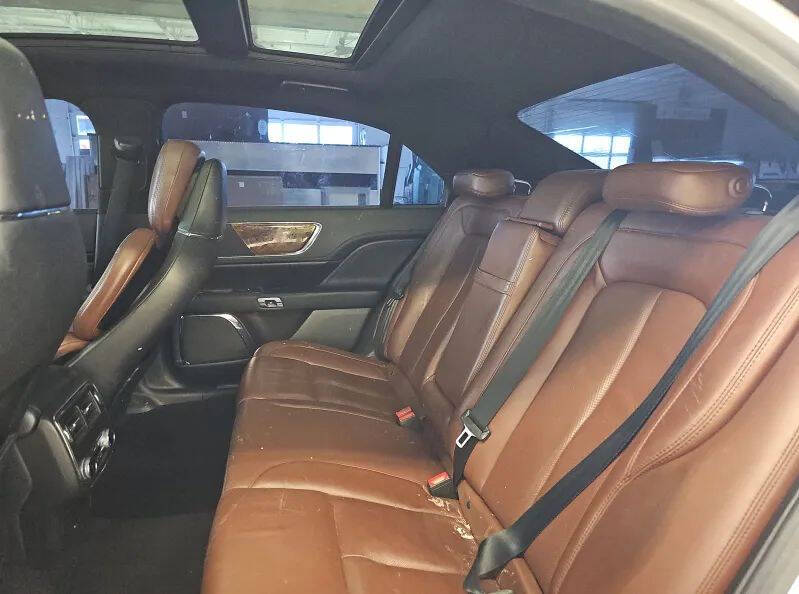 2017 Lincoln Continental Reserve