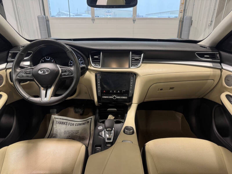 2019 Infiniti QX50 Essential