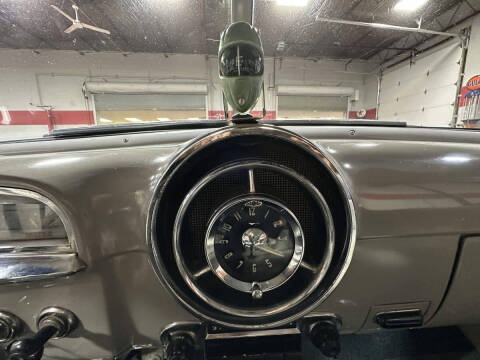 1952 Pontiac Chieftain