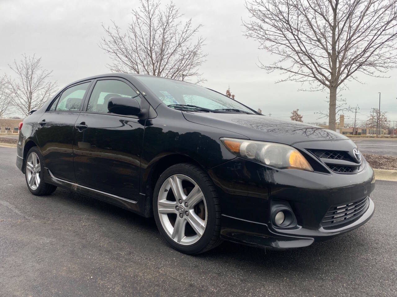 2013 Toyota Corolla for sale at Ideal Cars LLC in Skokie, IL