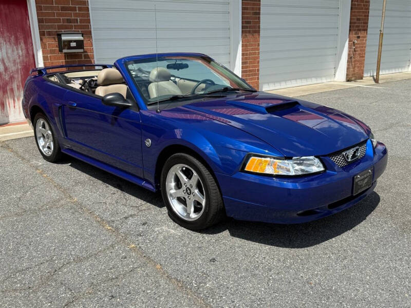 2004 Ford Mustang GT Deluxe