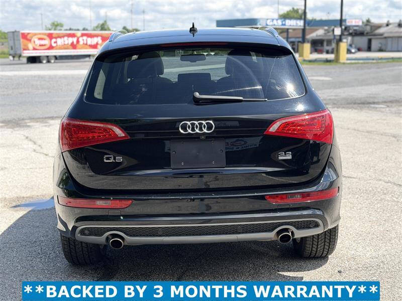 2012 Audi Q5 3.2 quattro Premium Plus