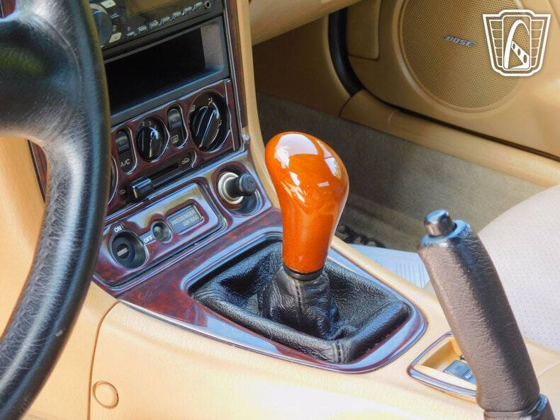 2002 Mazda MX-5 Miata LS