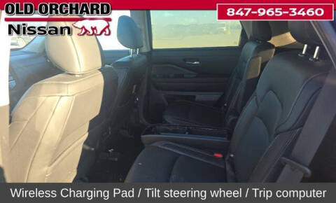 2022 Nissan Pathfinder SL