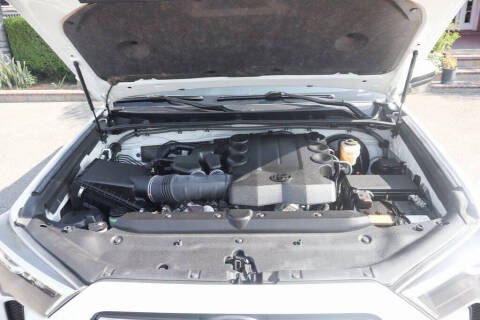 2022 Toyota 4Runner SR5