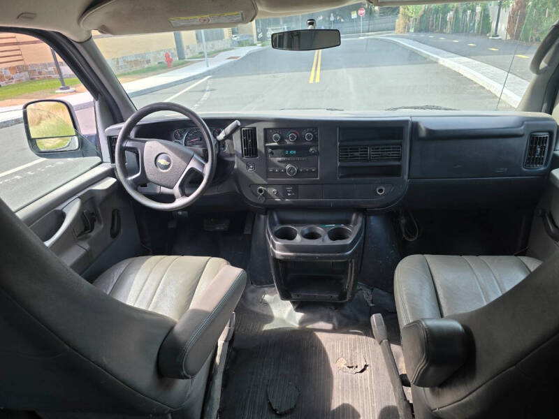 2011 Chevrolet Express 2500