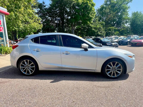 2018 Mazda MAZDA3 Touring