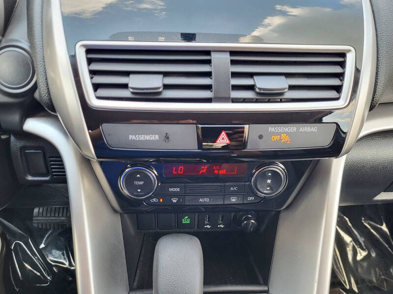 2020 Mitsubishi Eclipse Cross LE