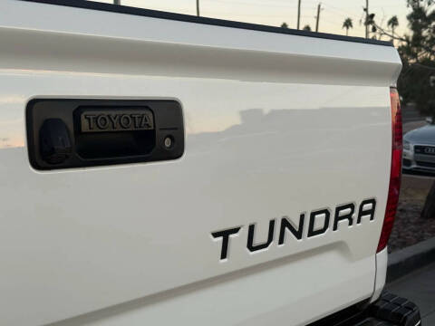 2014 Toyota Tundra SR5