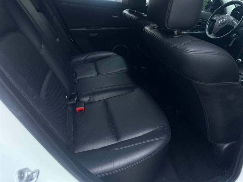 2004 Mazda MAZDA3 s