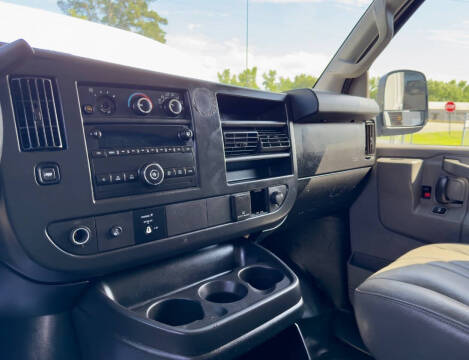 2017 Chevrolet Express 2500