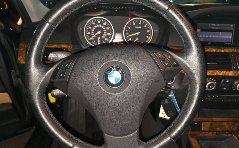 2008 BMW 5 Series 528i