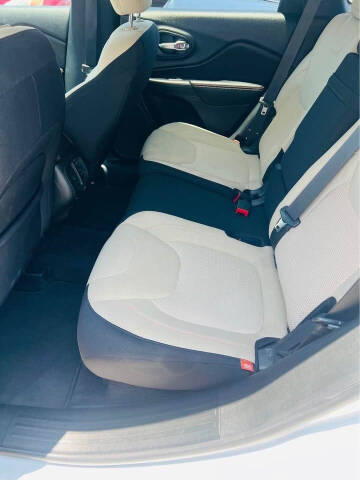 2016 Jeep Cherokee Latitude 75th Anniversary