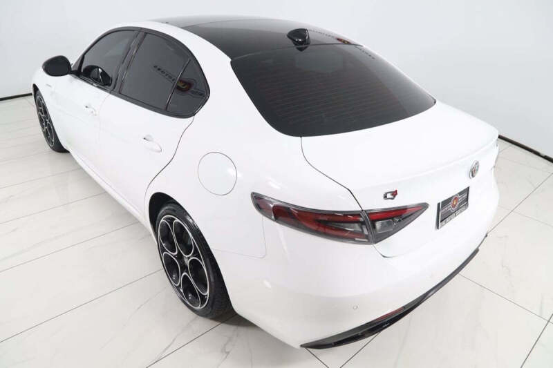 2025 Alfa Romeo Giulia