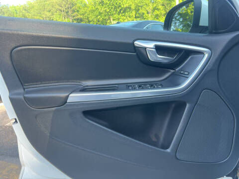 2016 Volvo V60 T5 Premier
