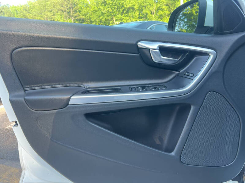 2016 Volvo V60 T5 Premier