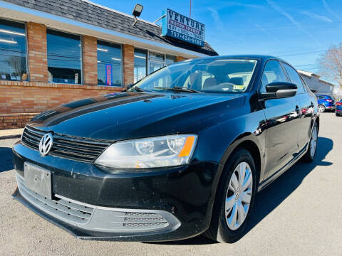 2012 Volkswagen Jetta for sale at VENTURE MOTOR SPORTS in Chesapeake VA