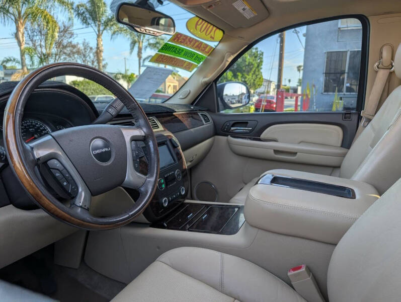 2009 GMC Yukon Denali