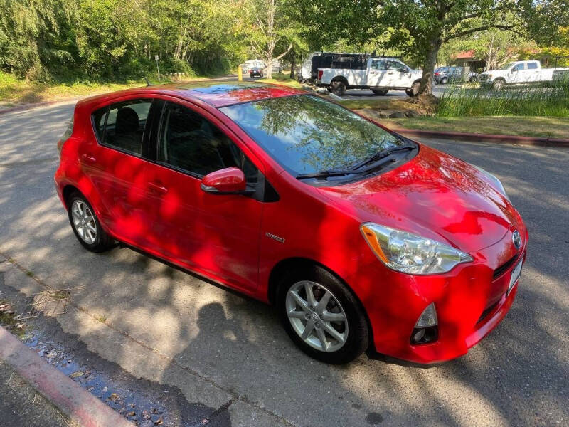 2013 Toyota Prius c Four