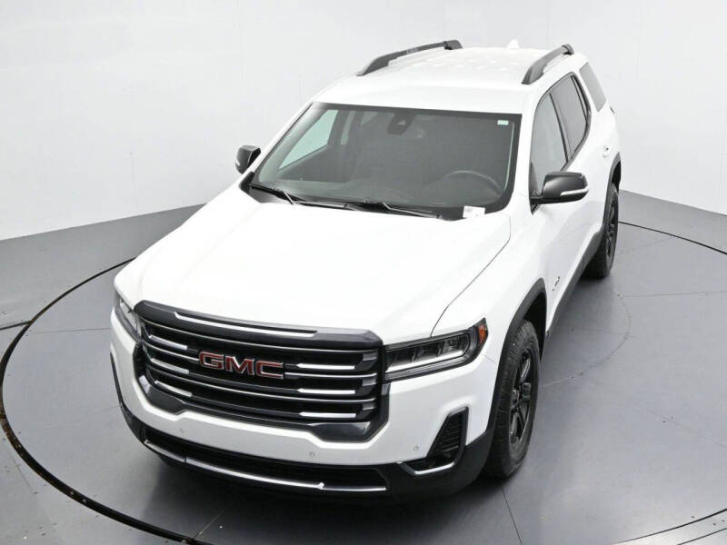 2023 GMC Acadia AT4
