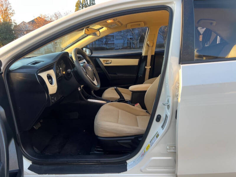 2018 Toyota Corolla LE