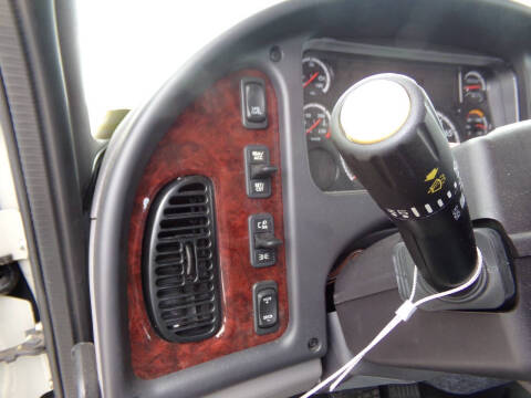 2024 Freightliner M2 106