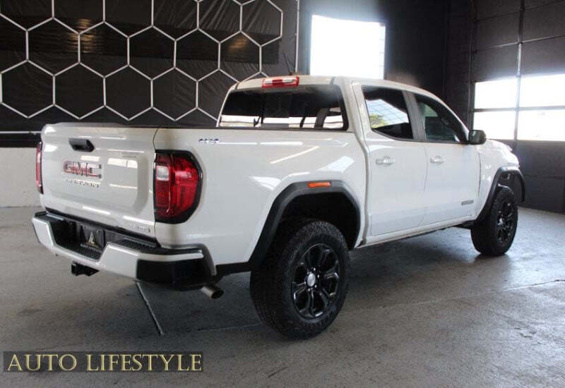 2024 GMC Canyon Elevation