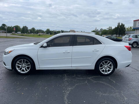 2015 Chevrolet Malibu for sale at ROWE'S QUALITY CARS INC in Bridgeton NC