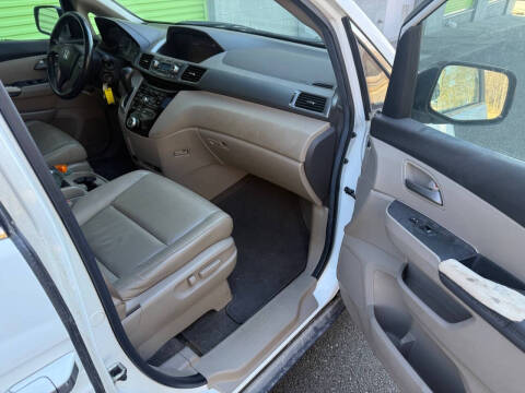 2011 Honda Odyssey EX-L w/DVD