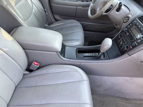 2003 Toyota Avalon XL