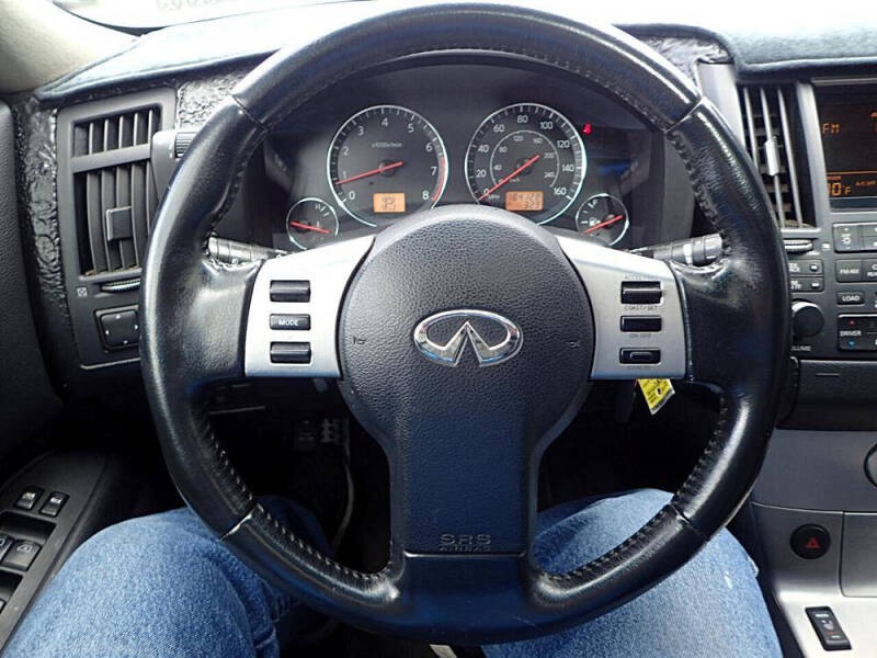 2004 Infiniti FX35