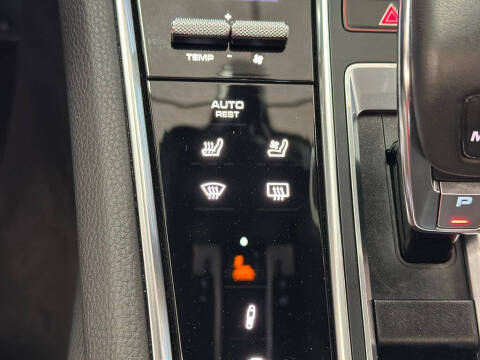 2022 Porsche Panamera