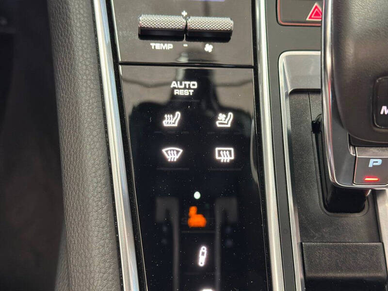 2022 Porsche Panamera