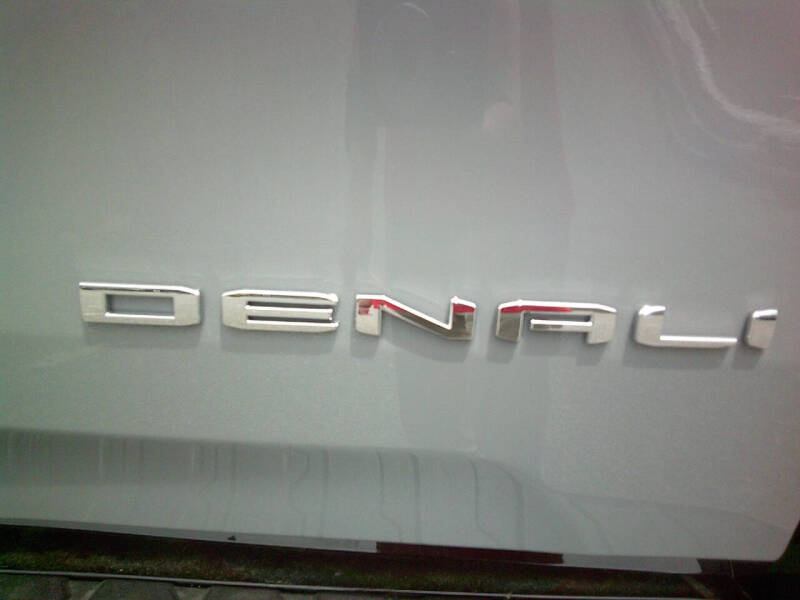 2025 GMC Sierra EV Denali