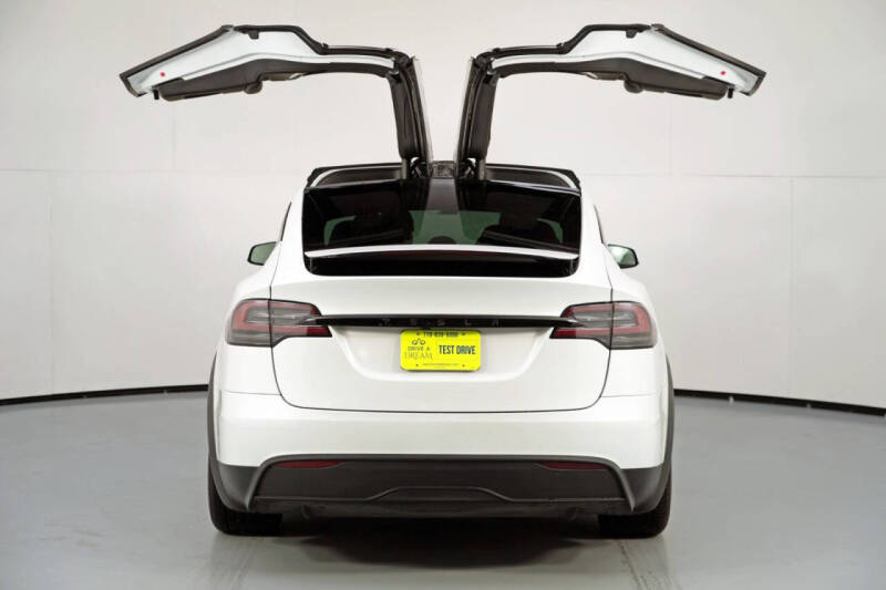 2023 Tesla Model X Standard Range
