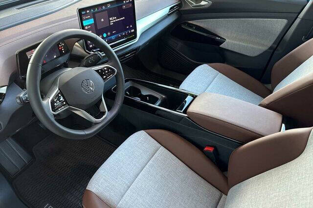 2025 Volkswagen ID.4 Pro