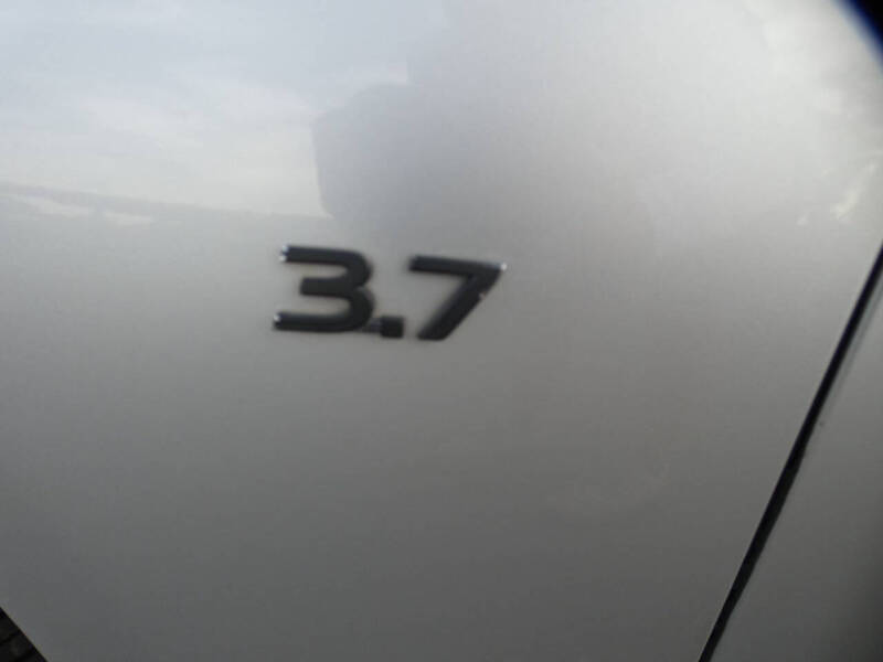 2017 Infiniti Q70 3.7