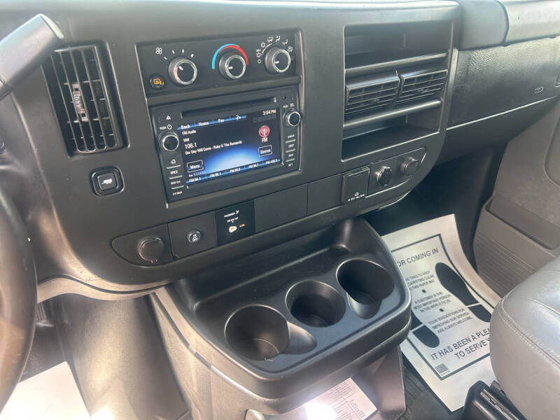 2017 Chevrolet Express 2500