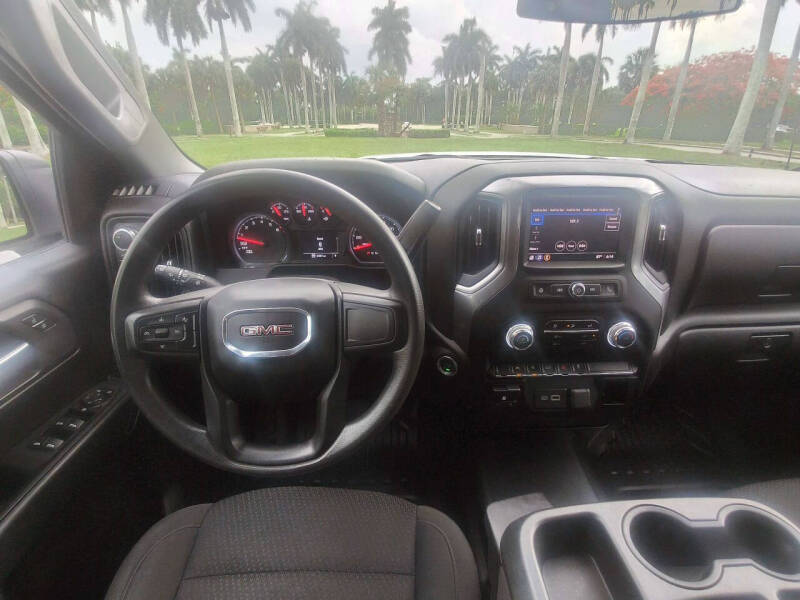 2023 GMC Sierra 1500 Pro