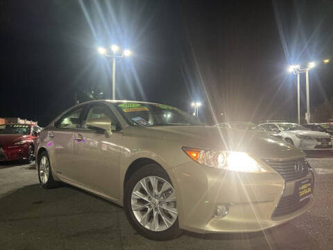 2013 Lexus ES 300h