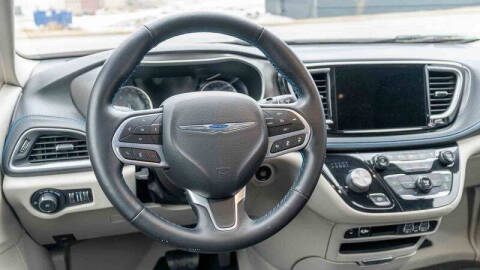 2021 Chrysler Pacifica Touring L