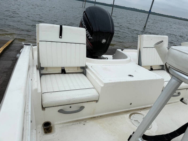 2019 Bayliner Element F18