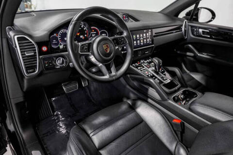 2022 Porsche Cayenne S